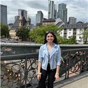 Ich bin Studentin und habe eine Vorliebe für Mathe